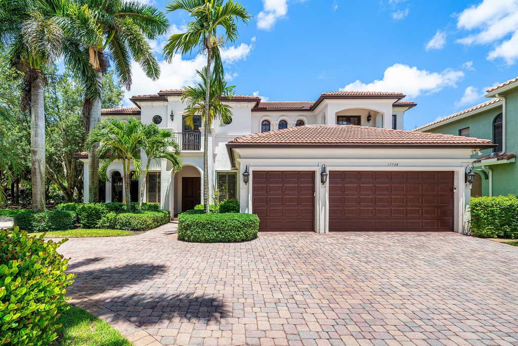 Photo of 17738 Lake Azure Way, Boca Raton, FL 33496 (MLS # B26063688)