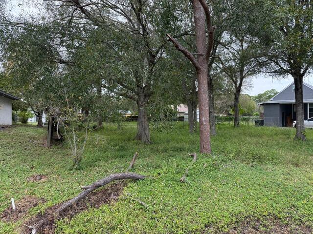 PARKWAY GROVES ESTATES UNIT 1 - Land