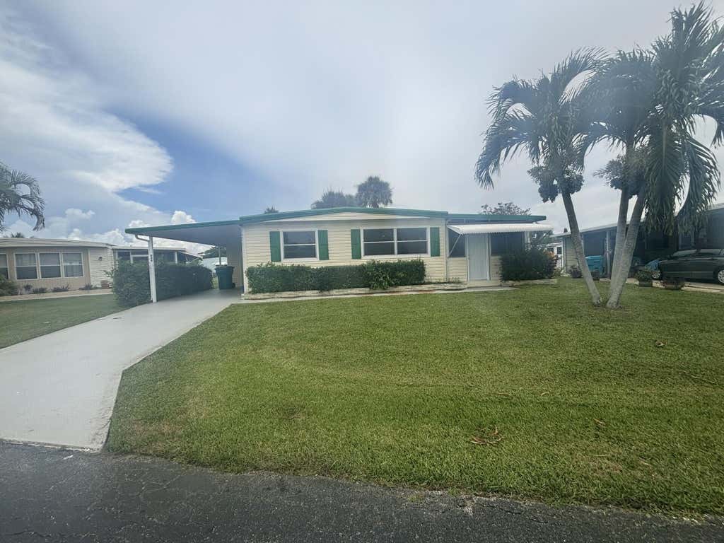 Photo of 4435 Round Table Court, Boynton Beach, FL 33436 (MLS # B26061720)