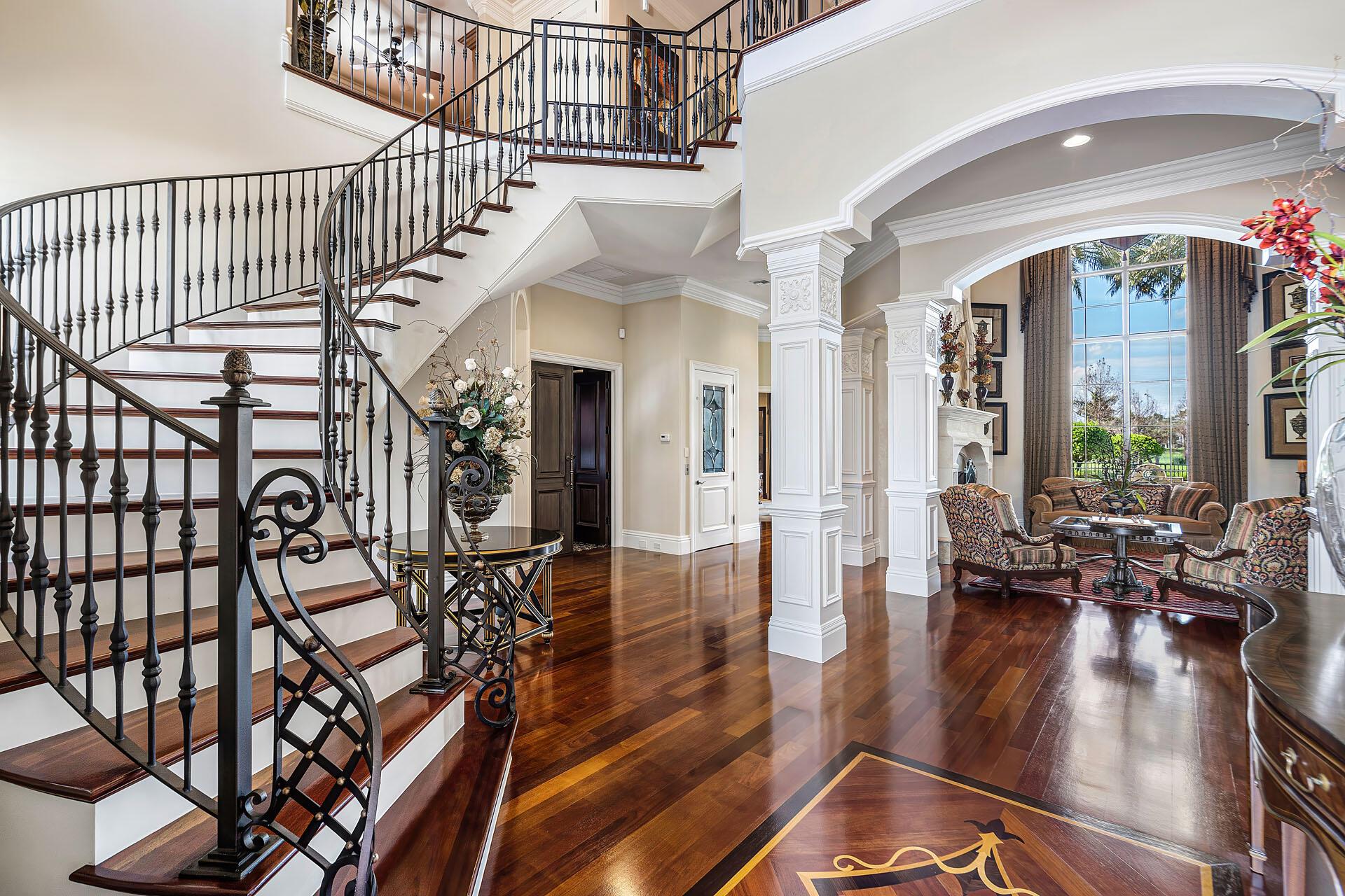 ROYAL PALM YACHT & COUNTR - Residential