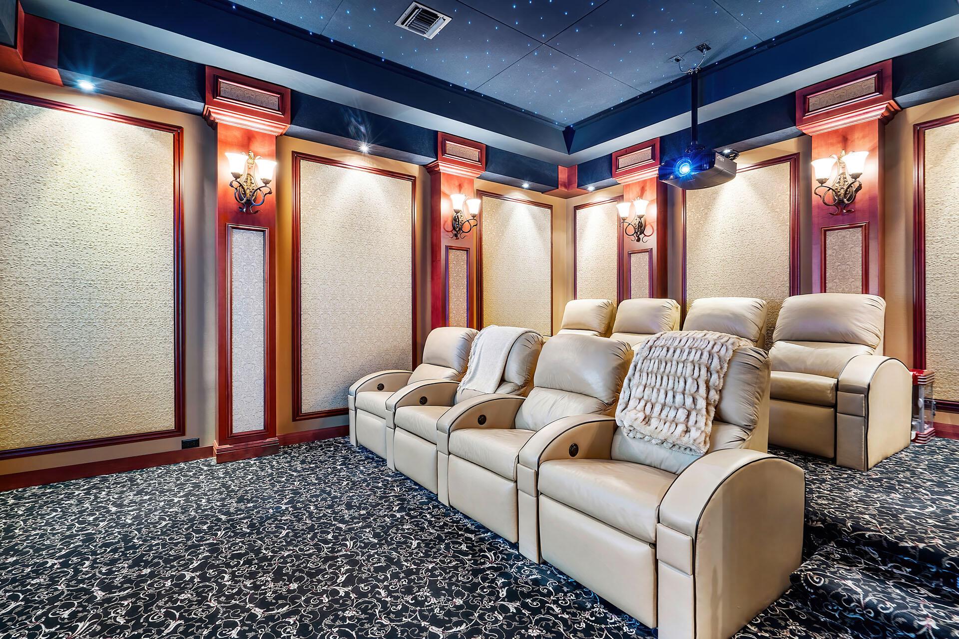 ROYAL PALM YACHT & COUNTR - Residential