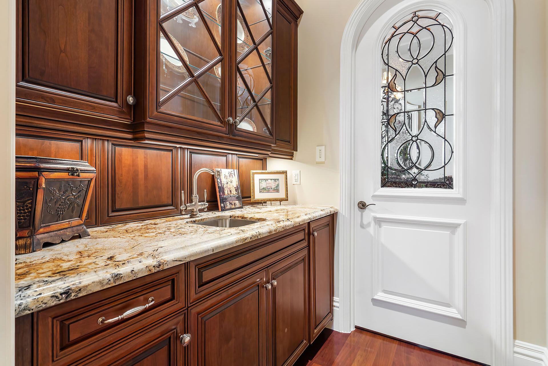 ROYAL PALM YACHT & COUNTR - Residential