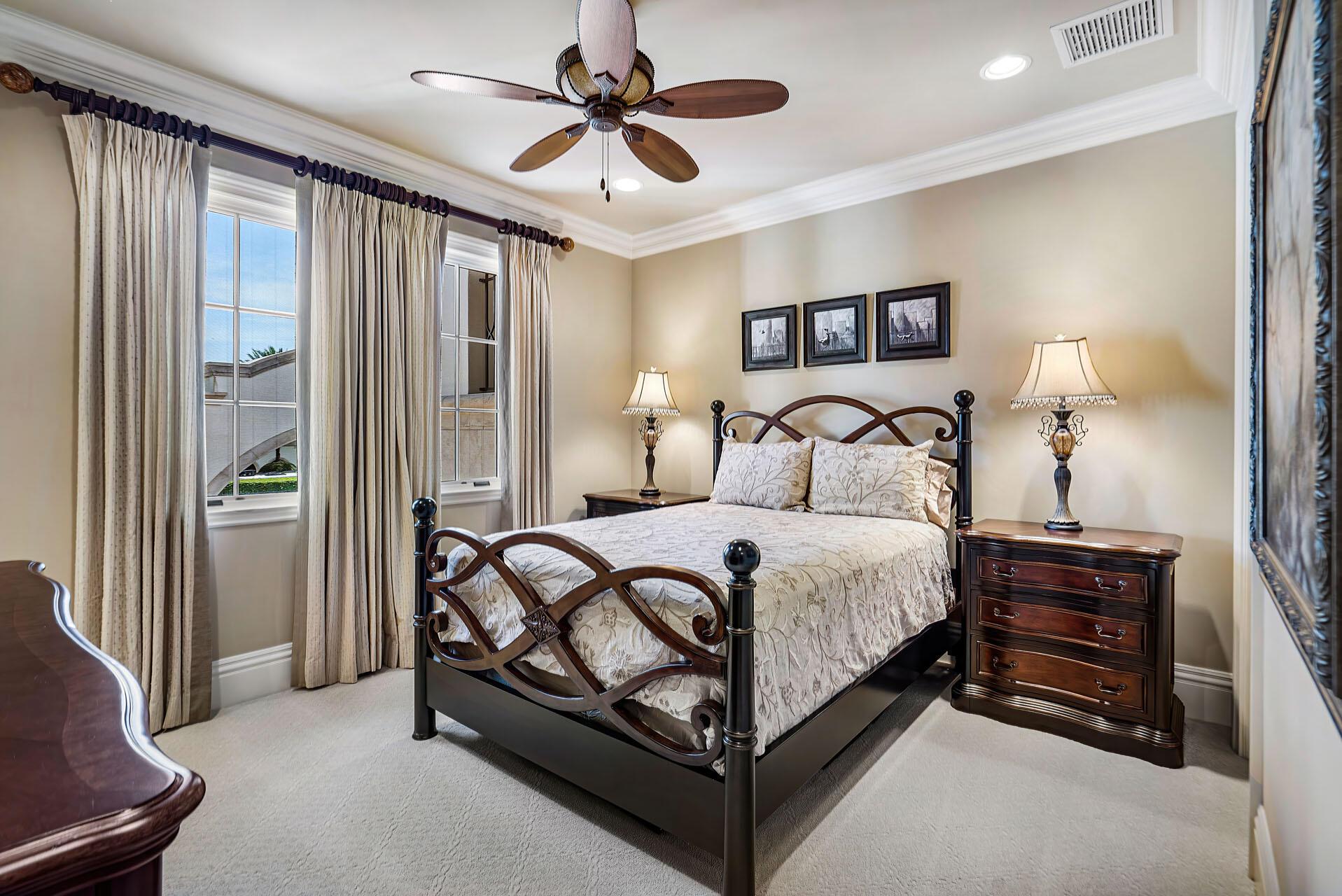 ROYAL PALM YACHT & COUNTR - Residential