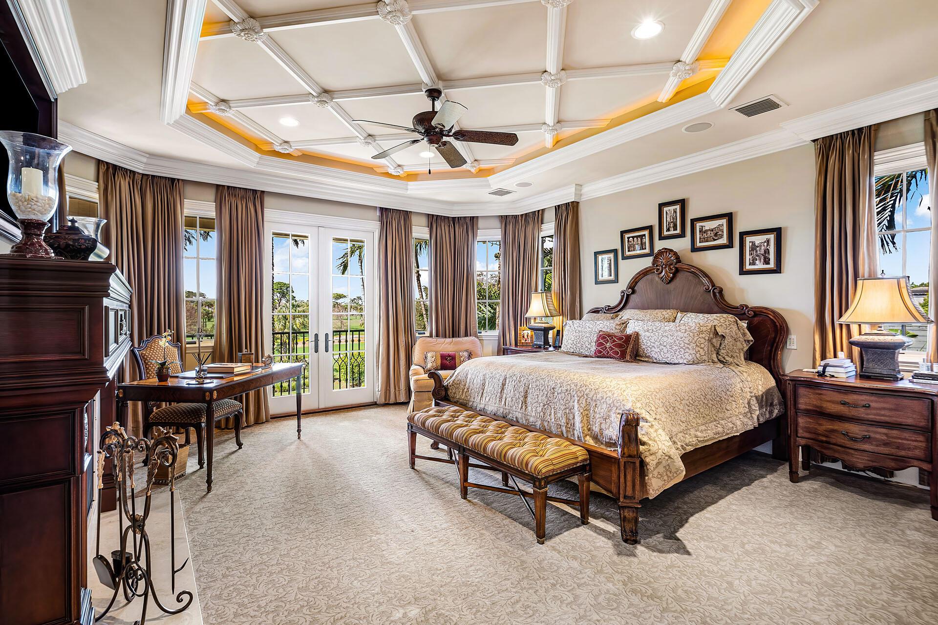 ROYAL PALM YACHT & COUNTR - Residential