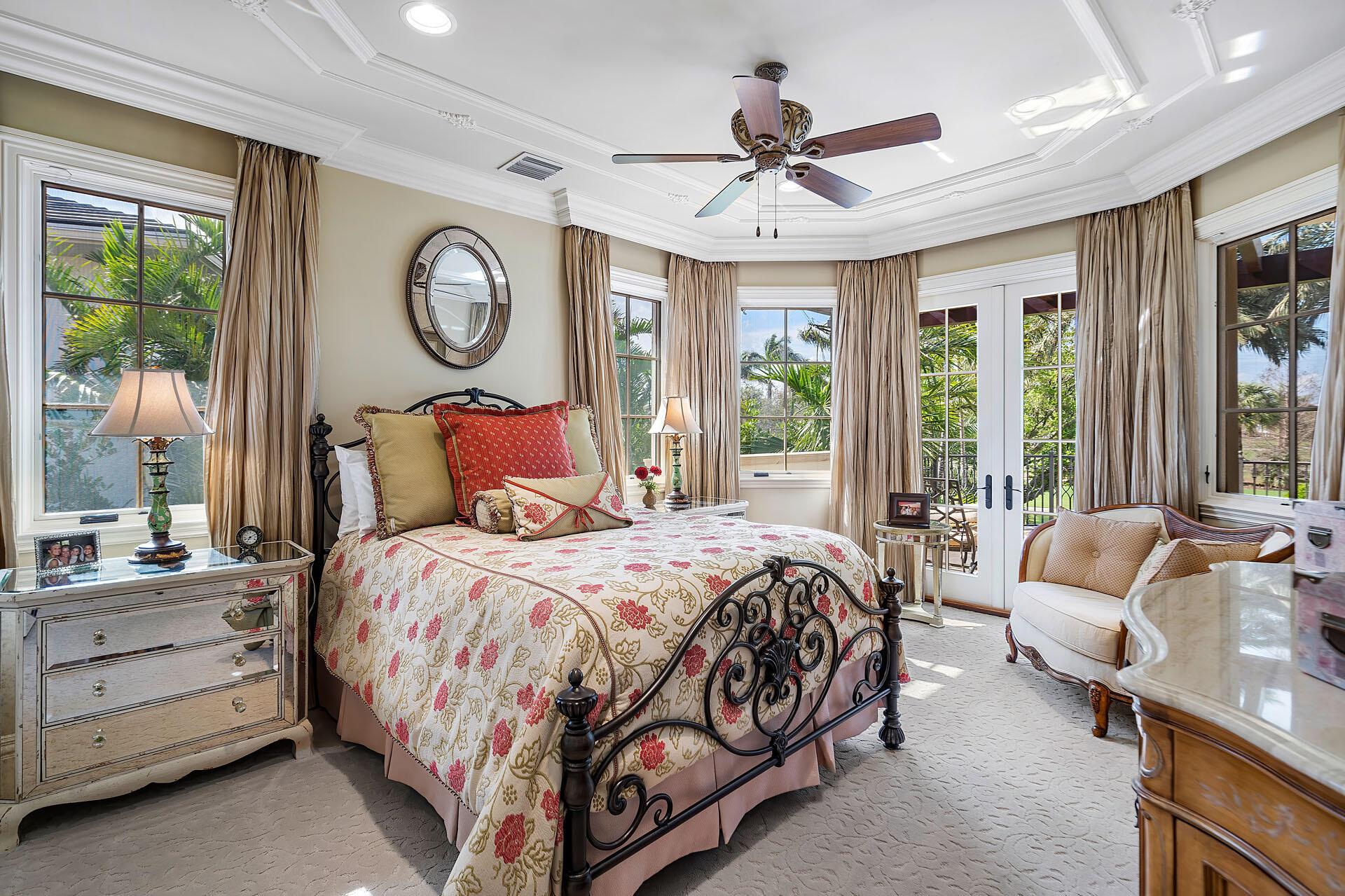 ROYAL PALM YACHT & COUNTR - Residential