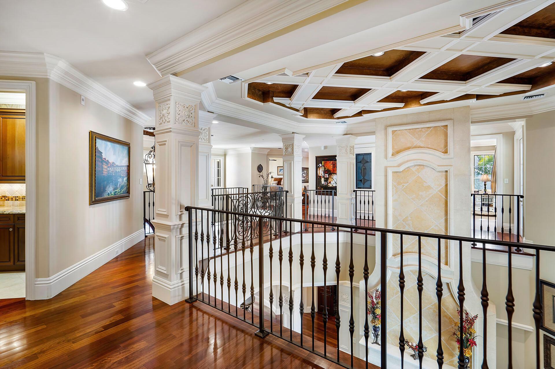 ROYAL PALM YACHT & COUNTR - Residential