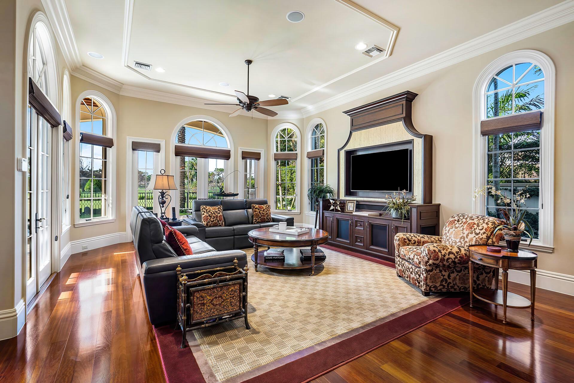 ROYAL PALM YACHT & COUNTR - Residential