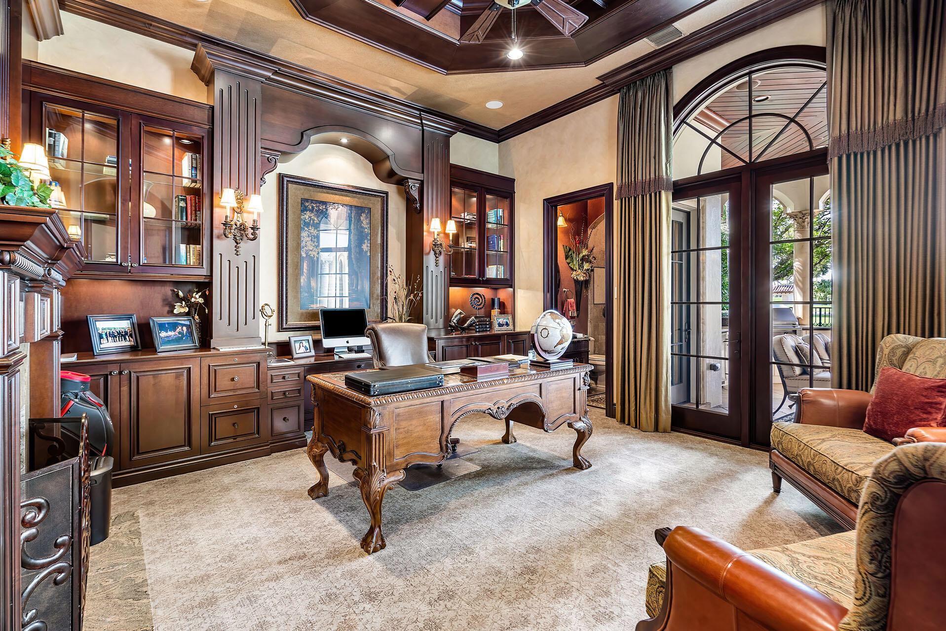 ROYAL PALM YACHT & COUNTR - Residential