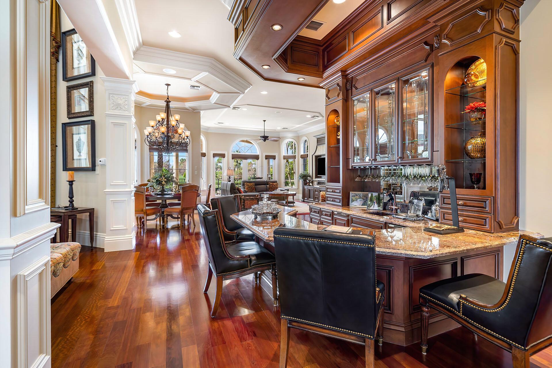 ROYAL PALM YACHT & COUNTR - Residential