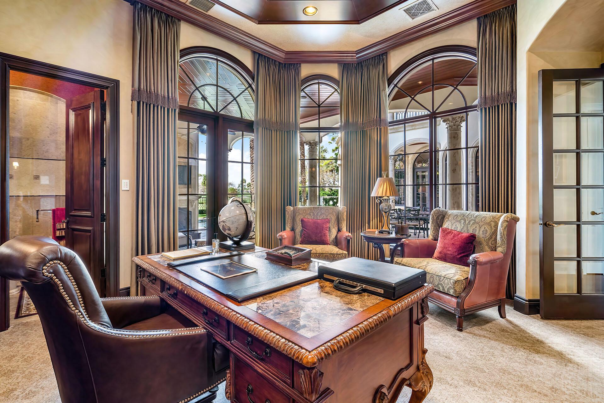 ROYAL PALM YACHT & COUNTR - Residential