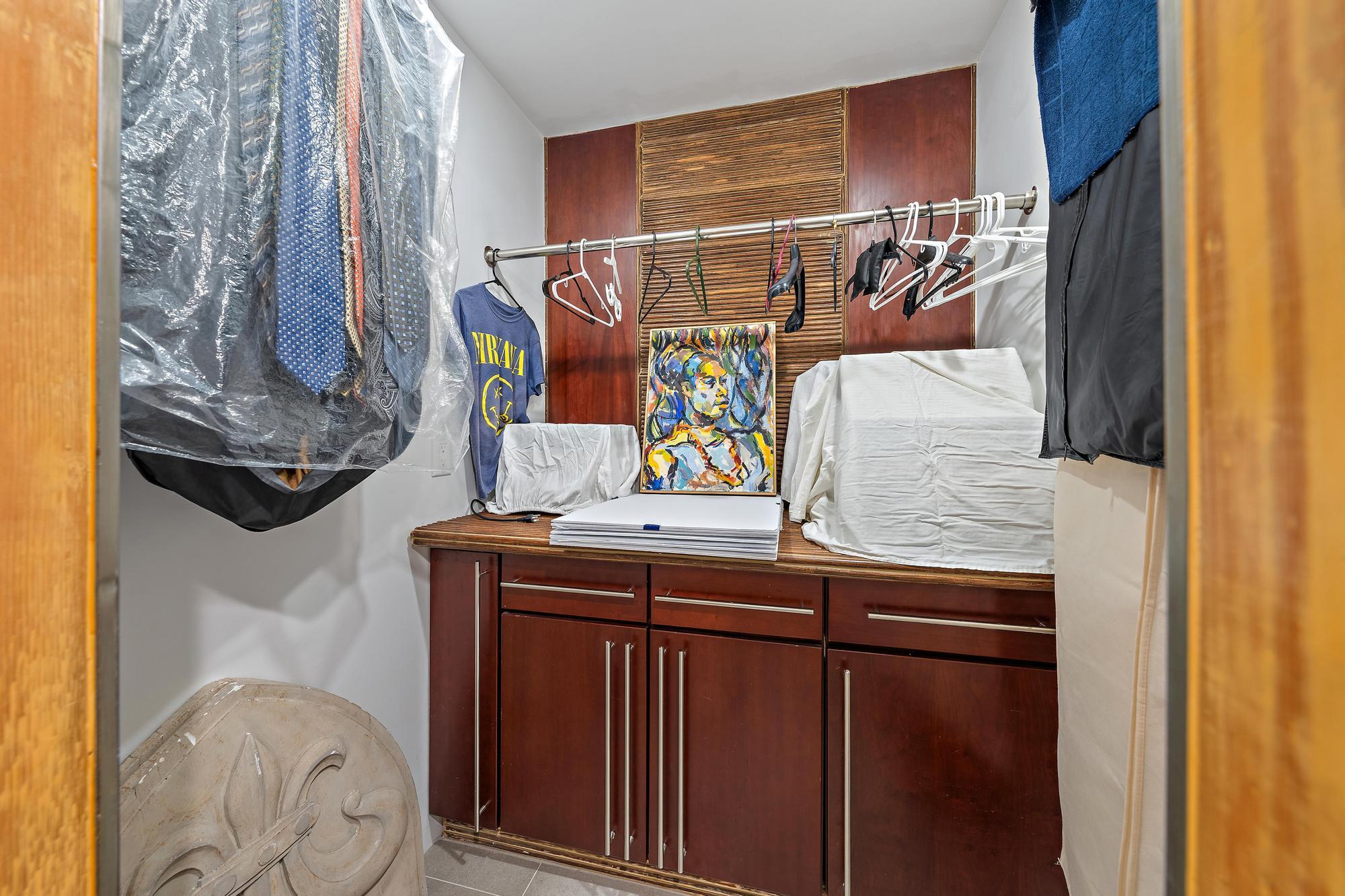 PALM LAKE 1 CONDO - Residential