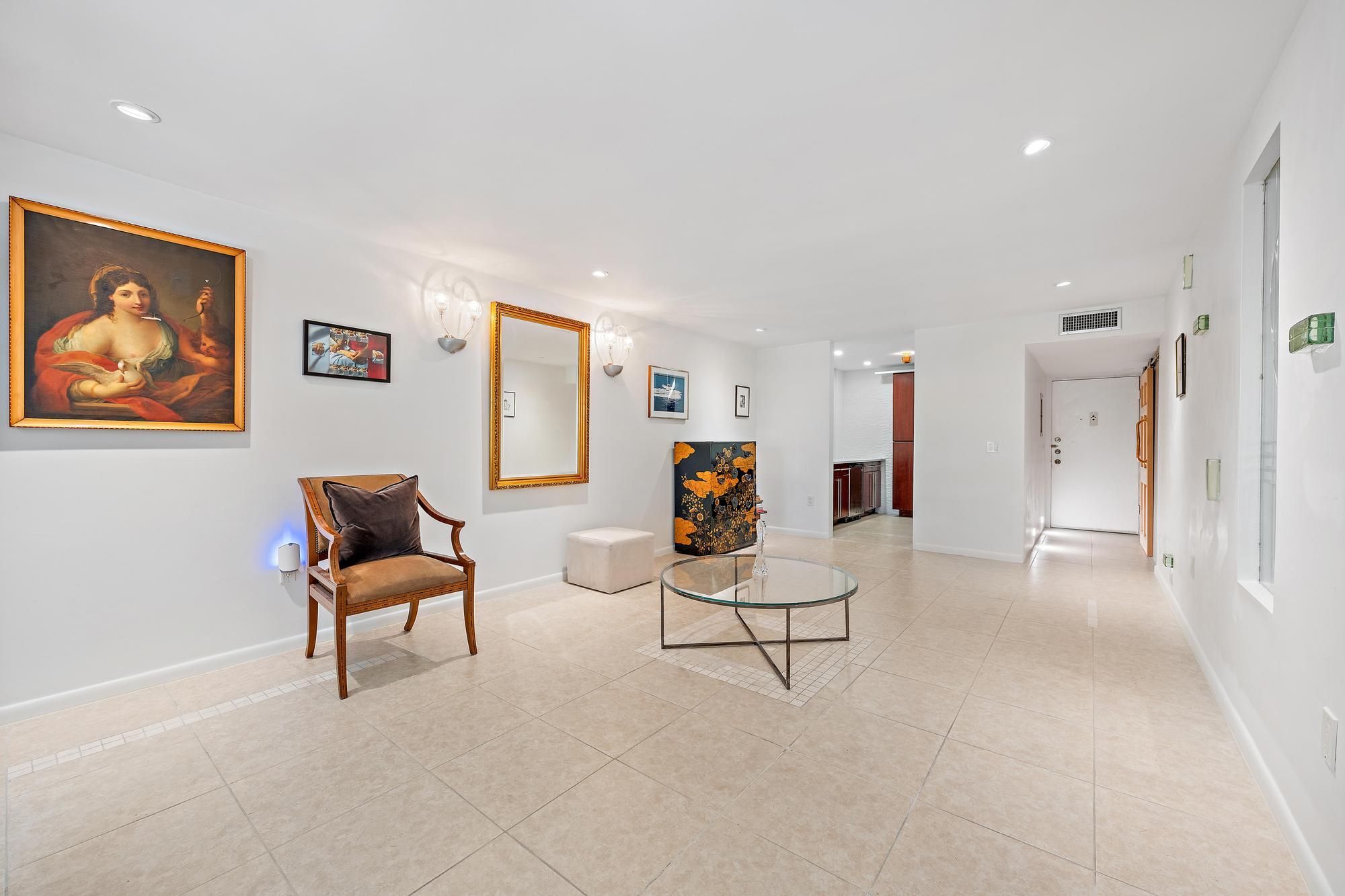 PALM LAKE 1 CONDO - Residential