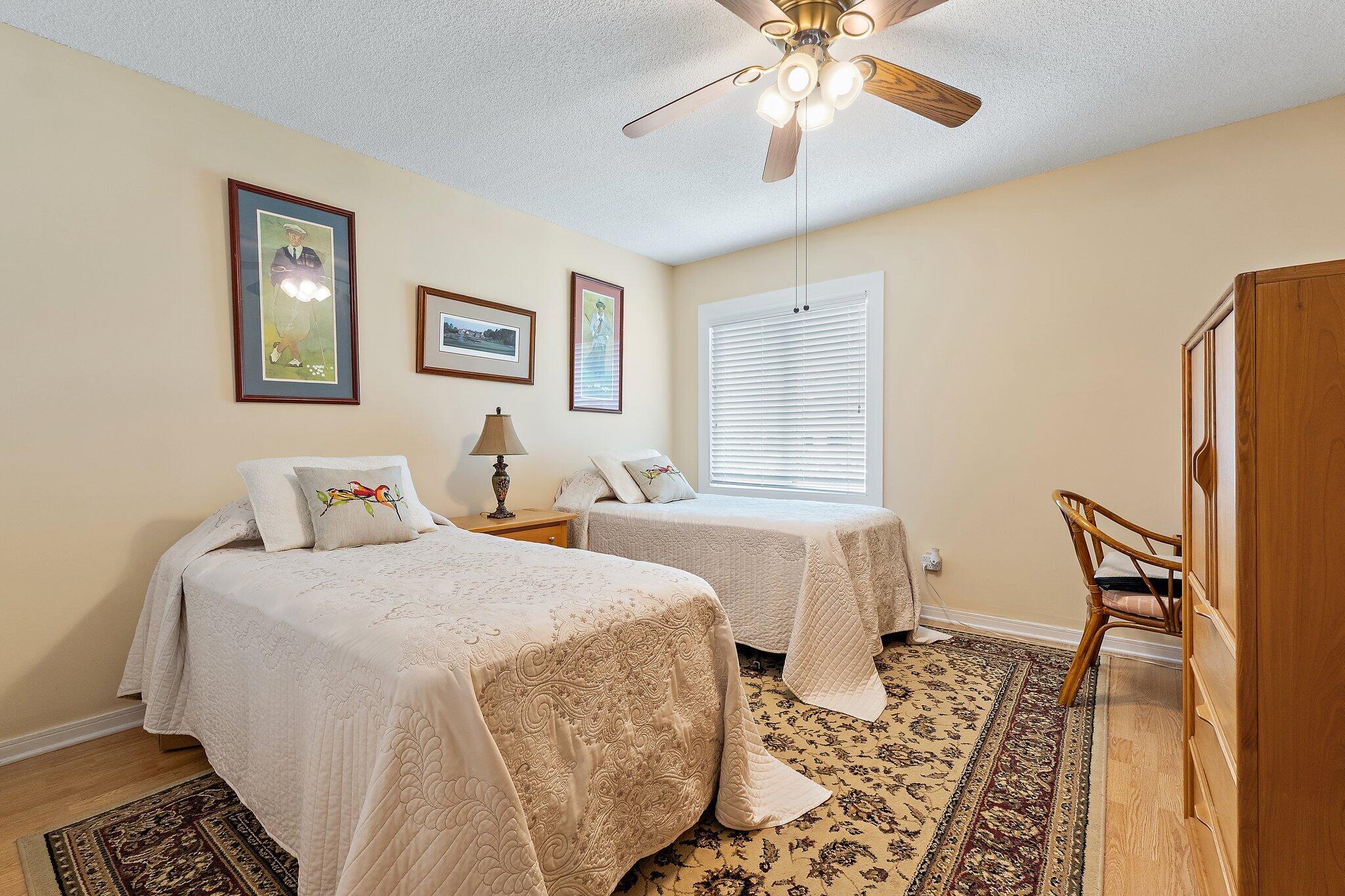 CONQUISTADOR CONDO - Residential