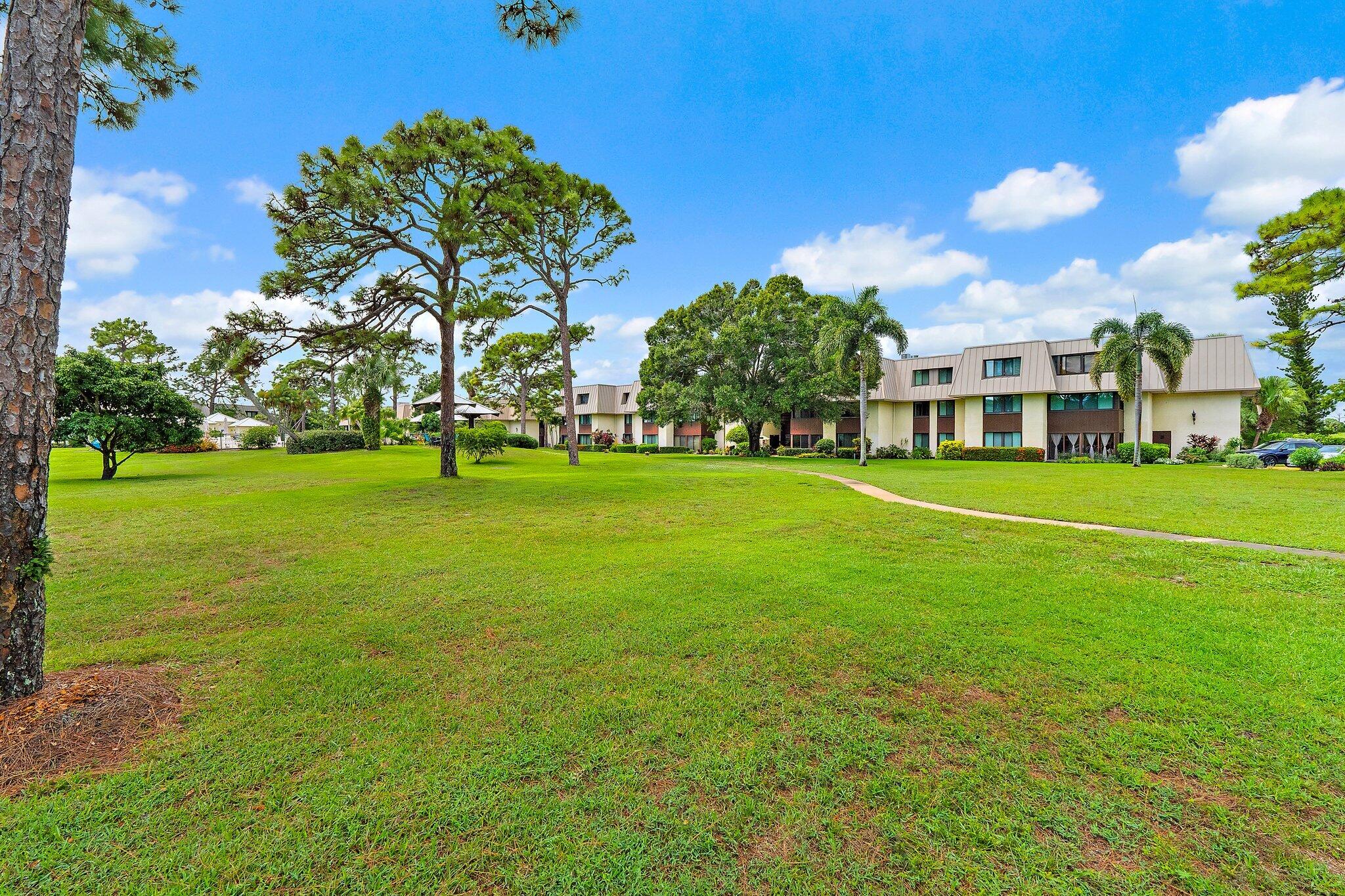 CONQUISTADOR CONDO - Residential