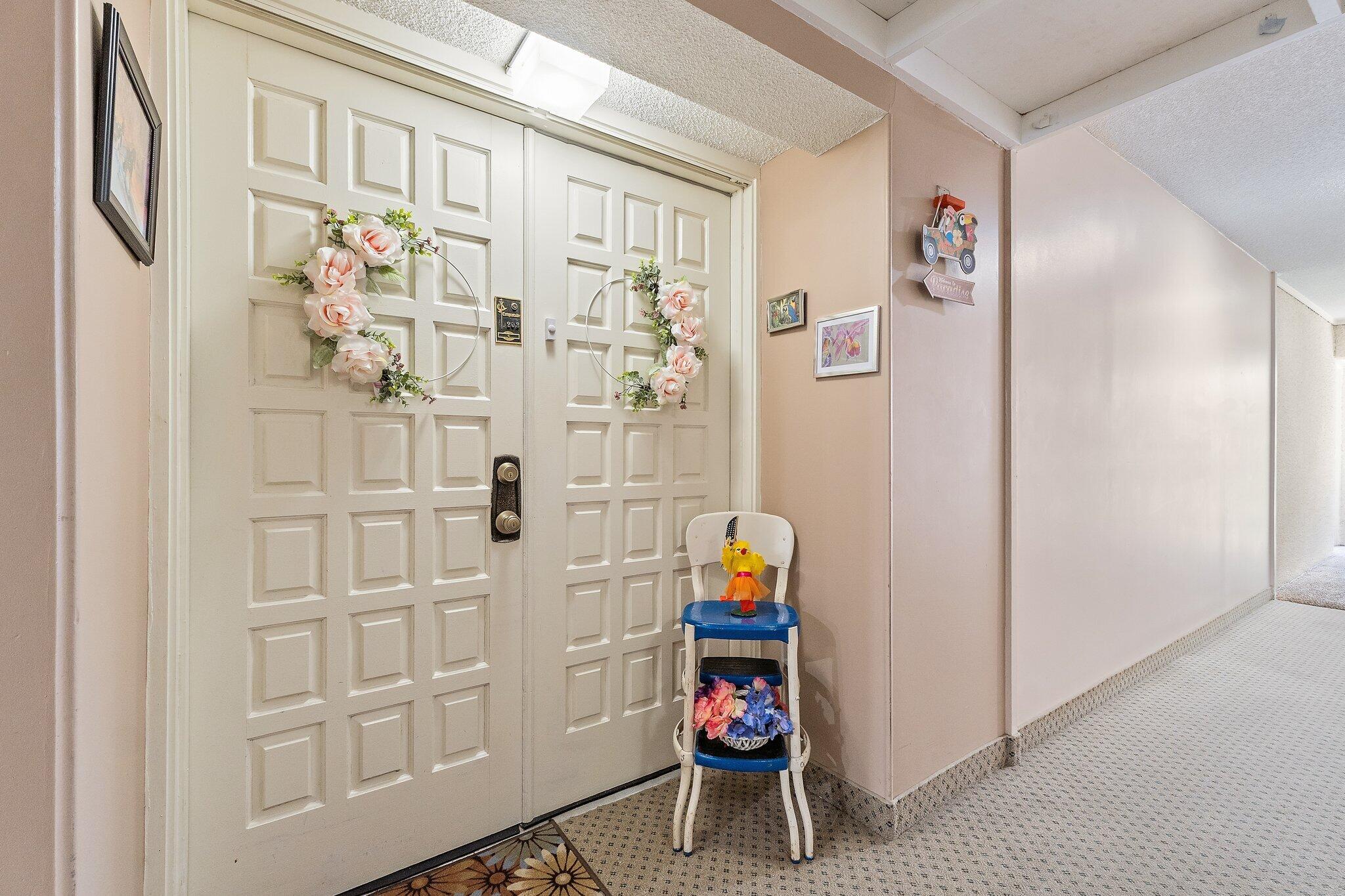 1800 SE Saint Lucie Boulevard 6-203