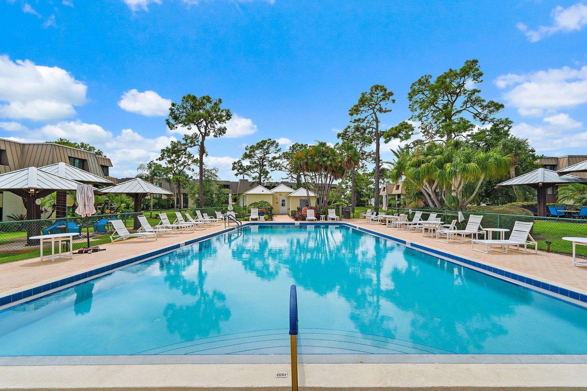 CONQUISTADOR CONDO - Residential