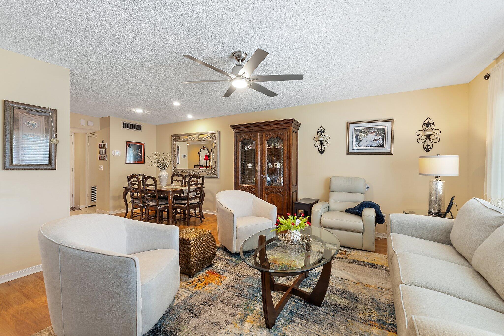 1800 SE Saint Lucie Boulevard 6-203