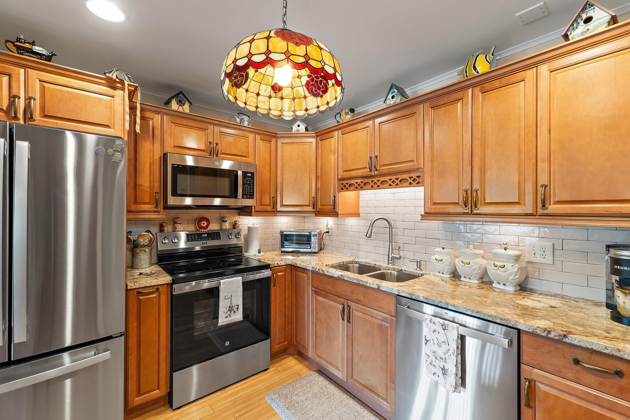 CONQUISTADOR CONDO - Residential