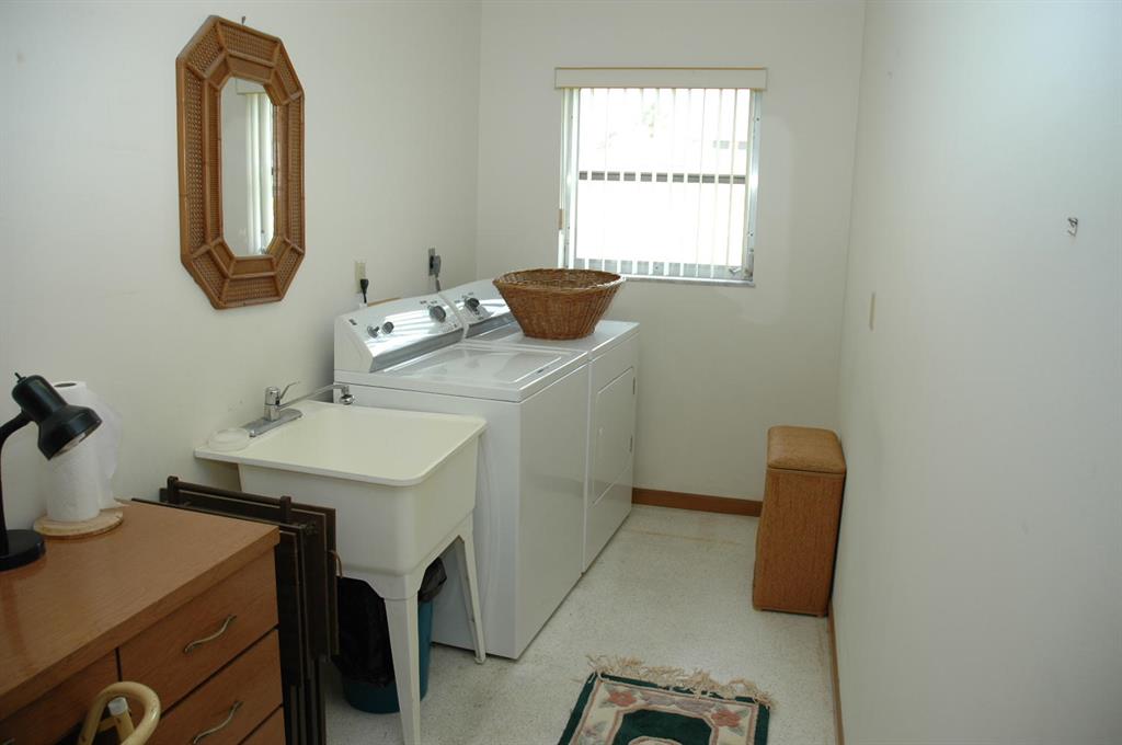 HIDDEN RIVER - Residential