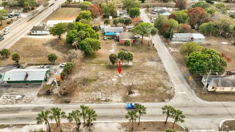 Photo of 432 N 26th Street, Fort Pierce, FL 34947 (MLS # R11167371)