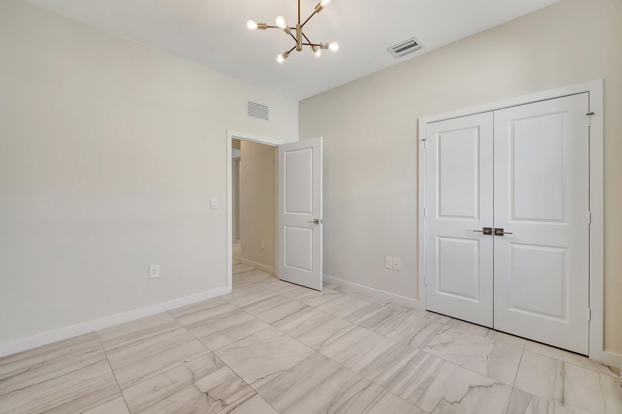 KANNER LAKE (AKA WILLOW POINTE) - Residential Lease