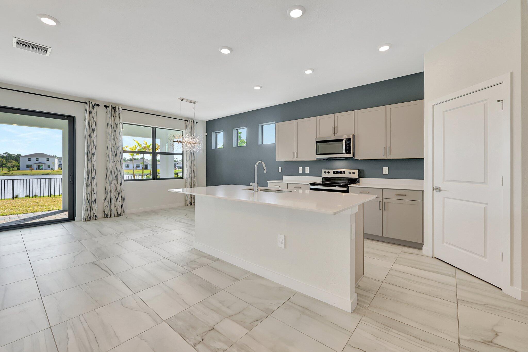 KANNER LAKE (AKA WILLOW POINTE) - Residential Lease