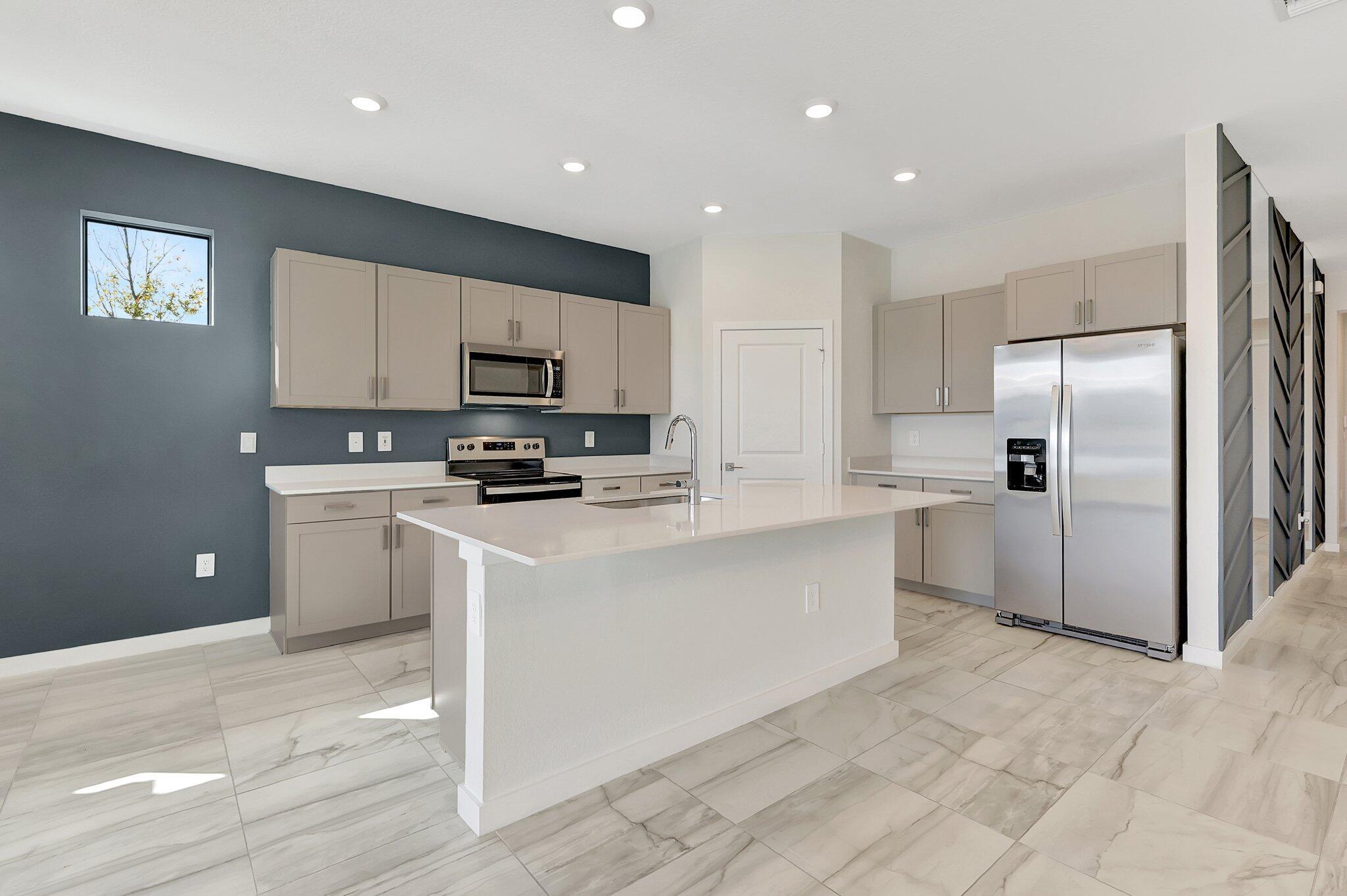 KANNER LAKE (AKA WILLOW POINTE) - Residential Lease