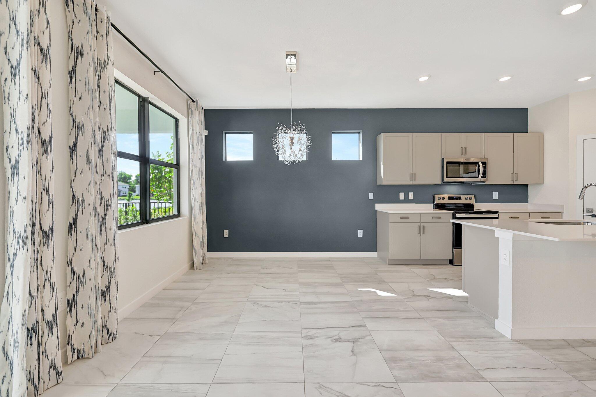 KANNER LAKE (AKA WILLOW POINTE) - Residential Lease