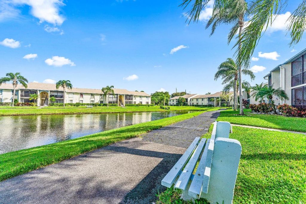 Photo of 1117 Green Pine Boulevard #D2, West Palm Beach, FL 33409 (MLS # R11152355)