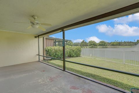 A home in Lake Worth