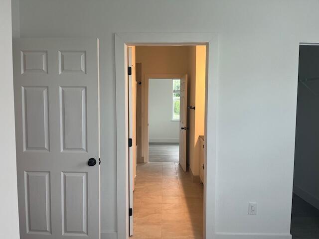 GOLDEN GATE - Residential Lease