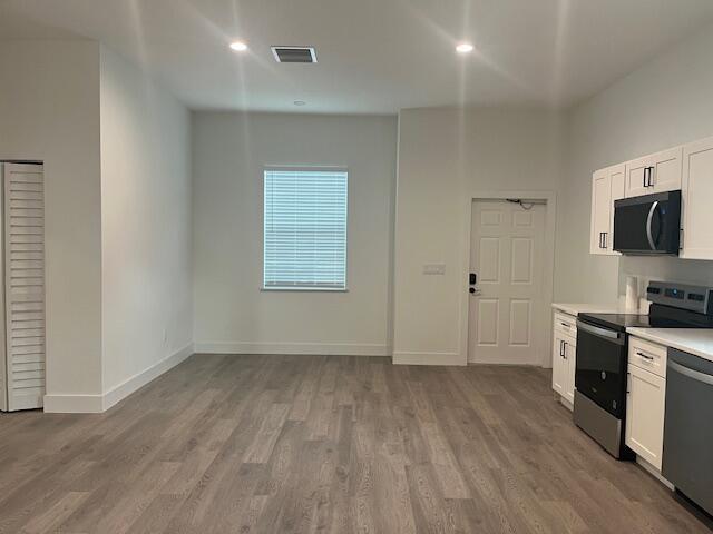 GOLDEN GATE - Residential Lease