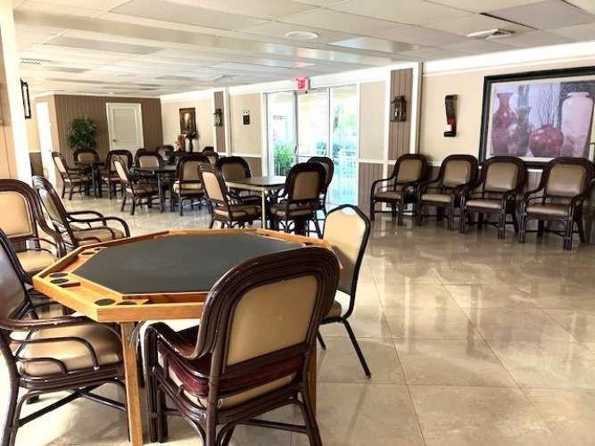 Golden Lakes Village Cond - Residential Lease