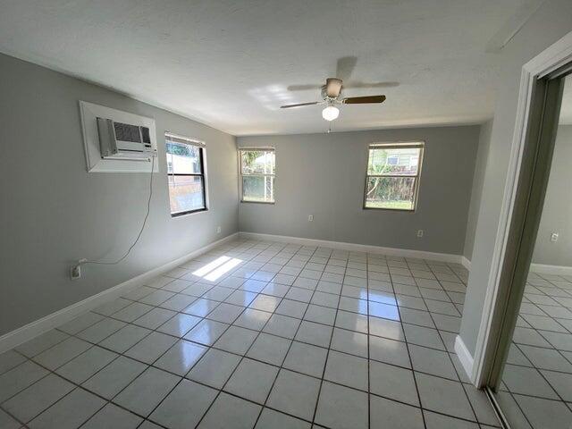 North Palm Beach PL3 - Residential Lease