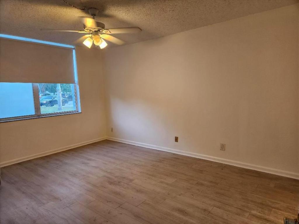 SEAGATE OF GULFSTREAM CONDO - Residential