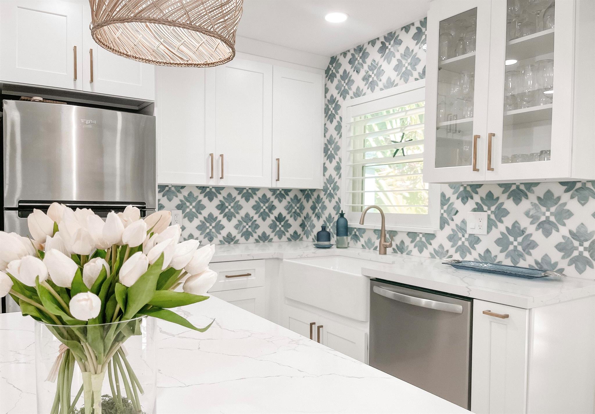 TROPICAL PARK - Residential Lease