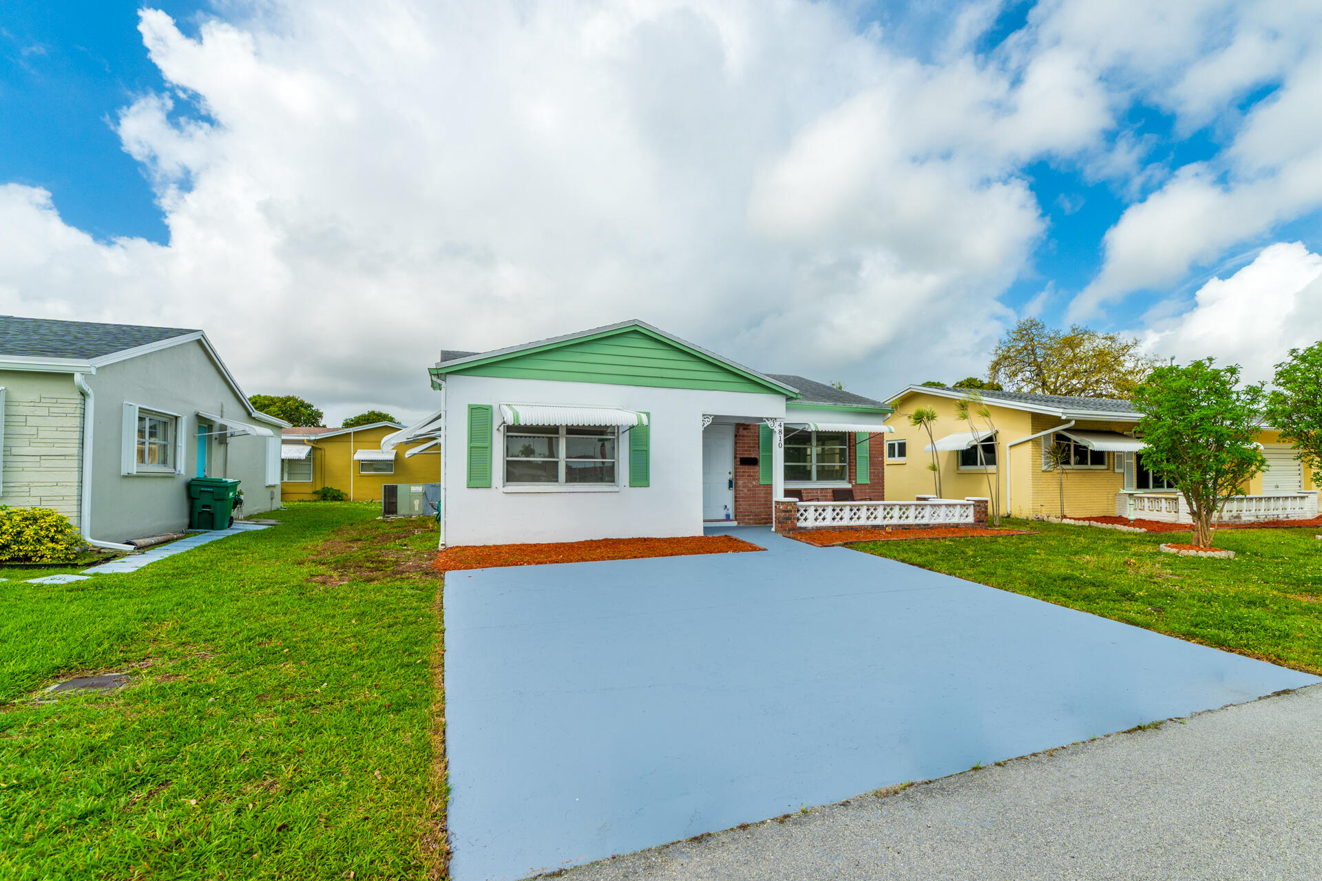 MAINLANDS OF TAMARAC LAKES - Residential