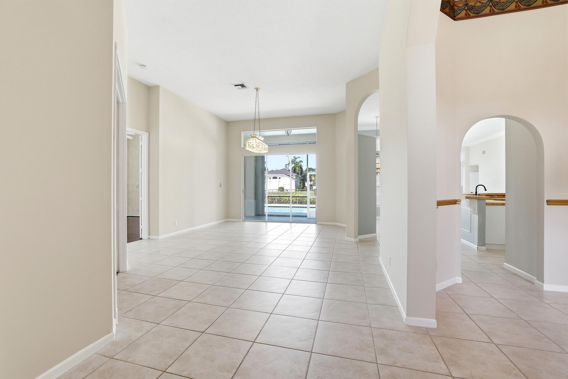533 Cypress Green Circle