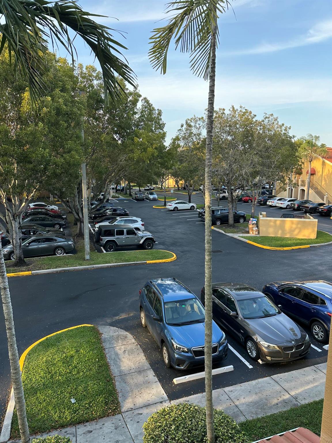 EMERALD ISLE AT LAGUNA LA - Residential