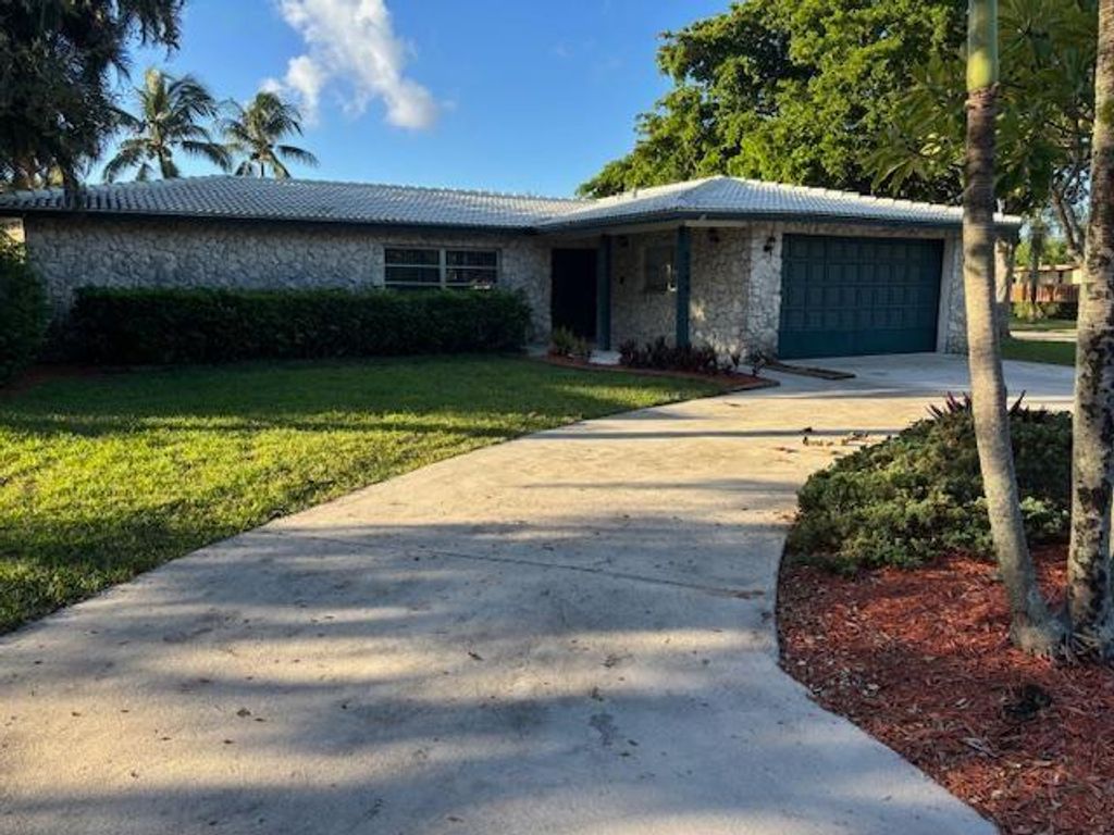 Photo of 8244 NW 6th St, Coral Springs, FL 33071 (MLS # F10532079)