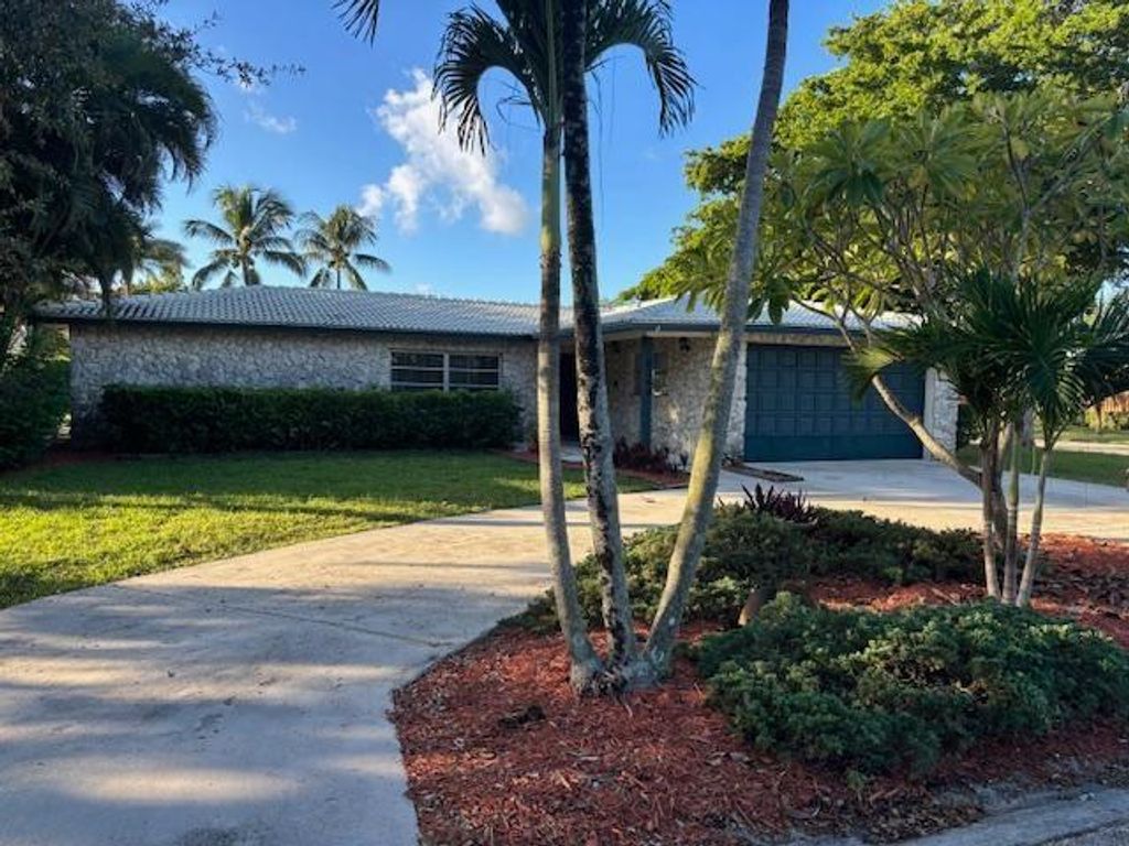 Photo of 8244 NW 6th St, Coral Springs, FL 33071 (MLS # F10532079)