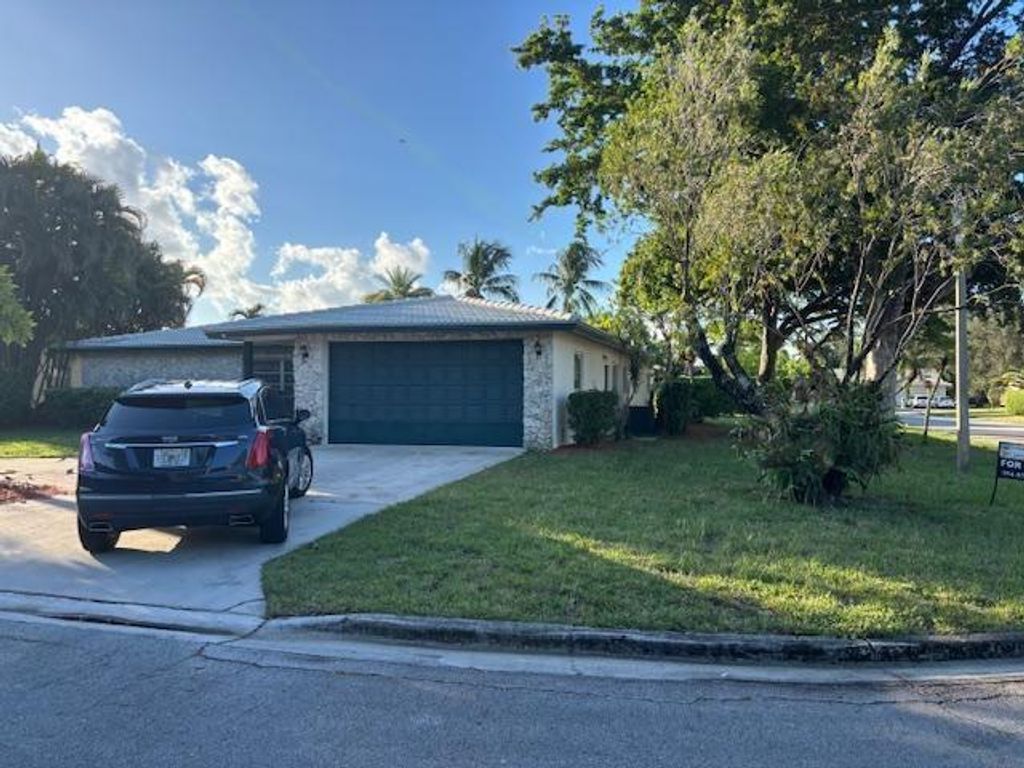 Photo of 8244 NW 6th St, Coral Springs, FL 33071 (MLS # F10532079)