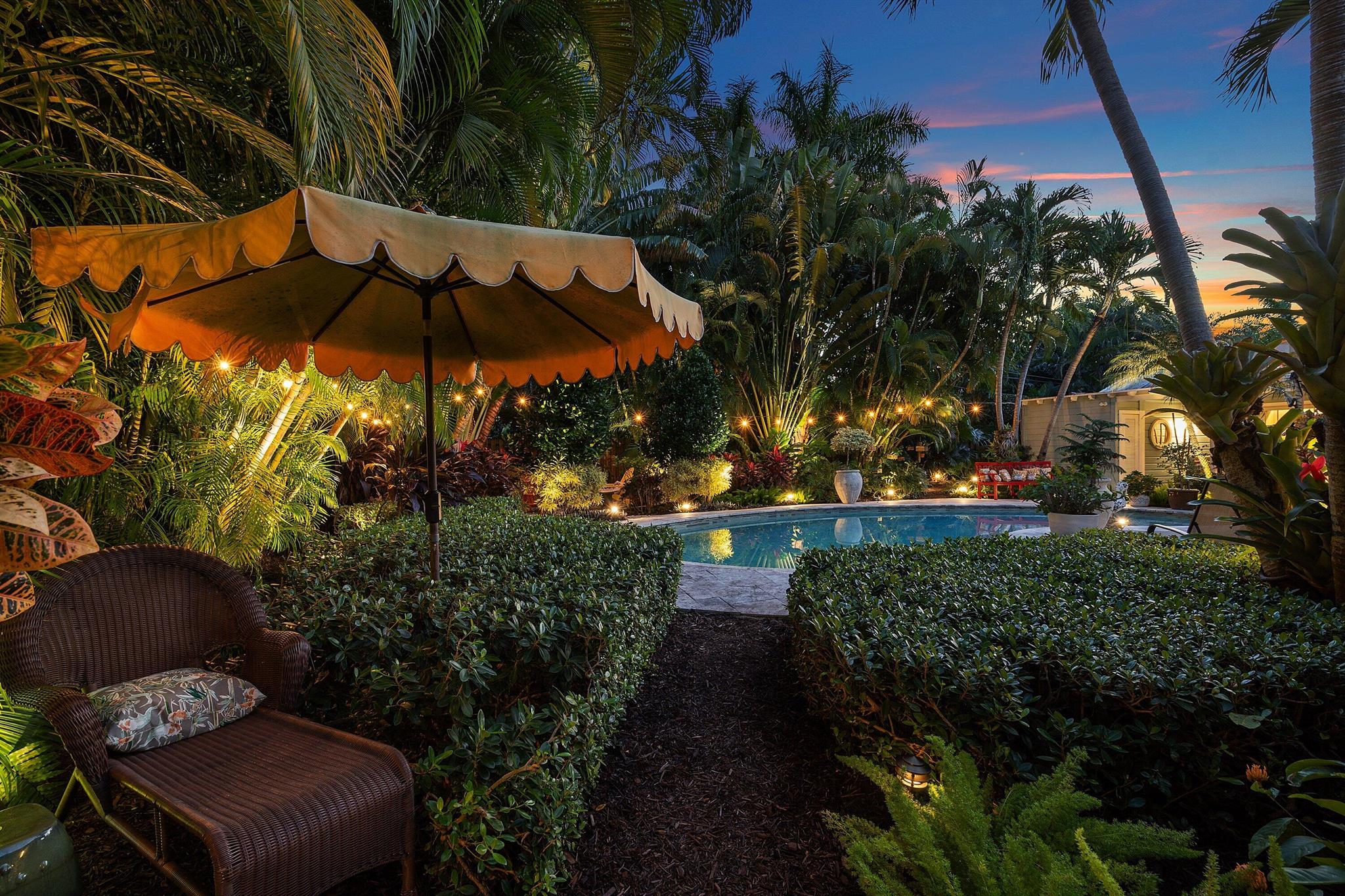 Palm Trail - Residential