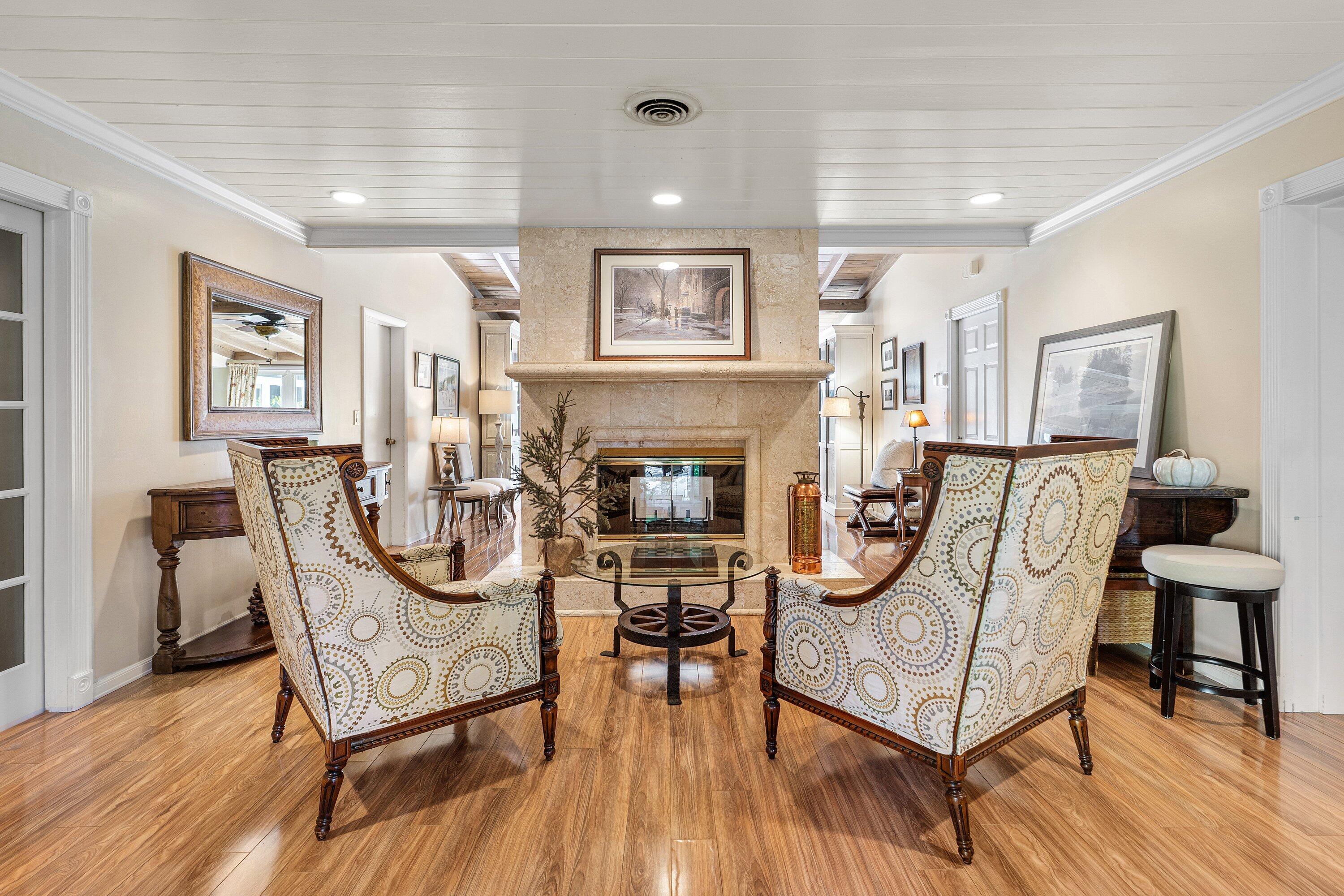 Palm Trail - Residential