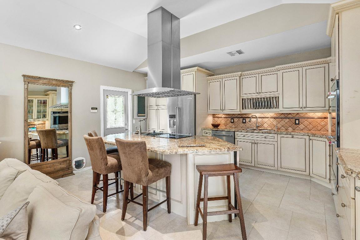 Palm Trail - Residential