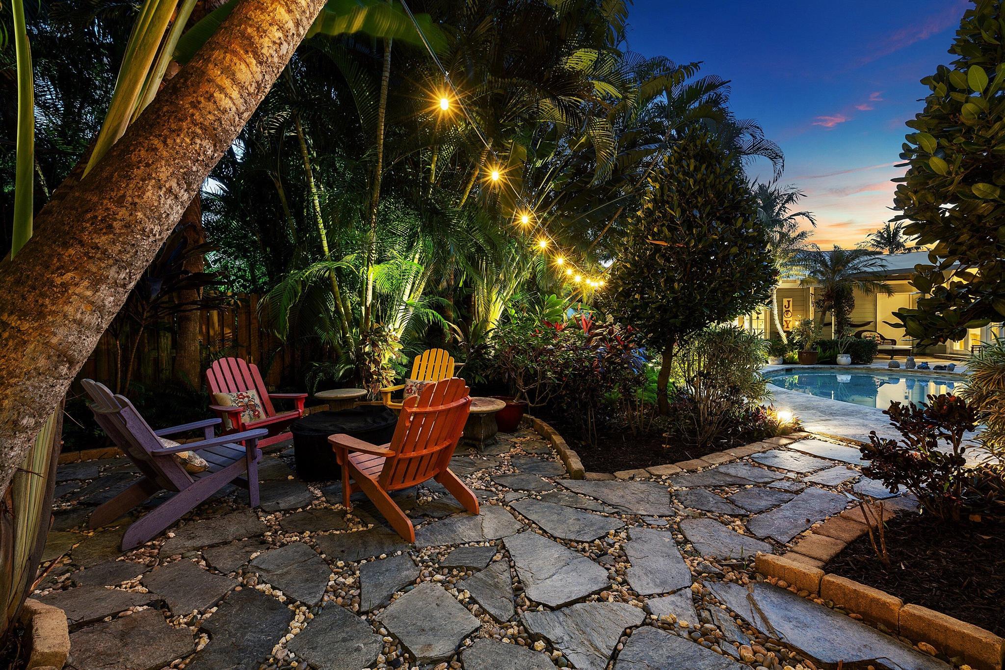 Palm Trail - Residential