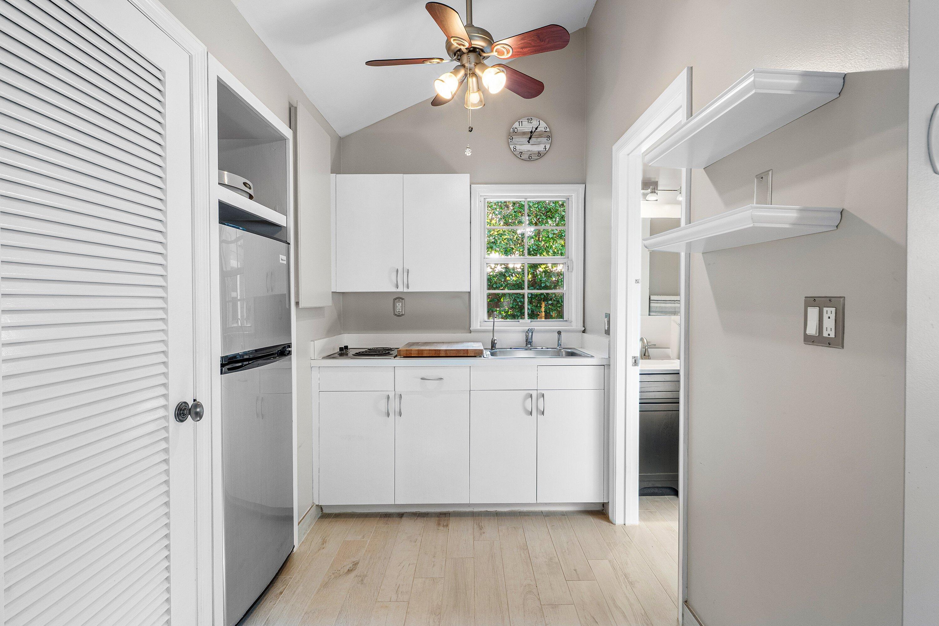 Palm Trail - Residential