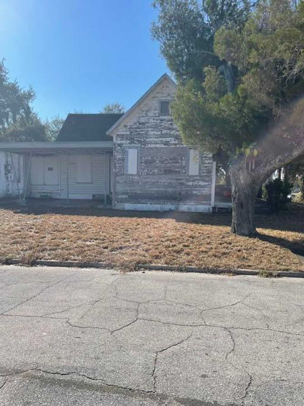 Photo of 530 N 7th Street, Fort Pierce, FL 34950 (MLS # B26027755)