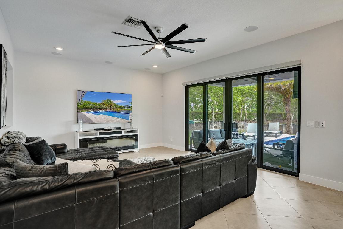 TRIPLE H RANCH PLAT - Residential