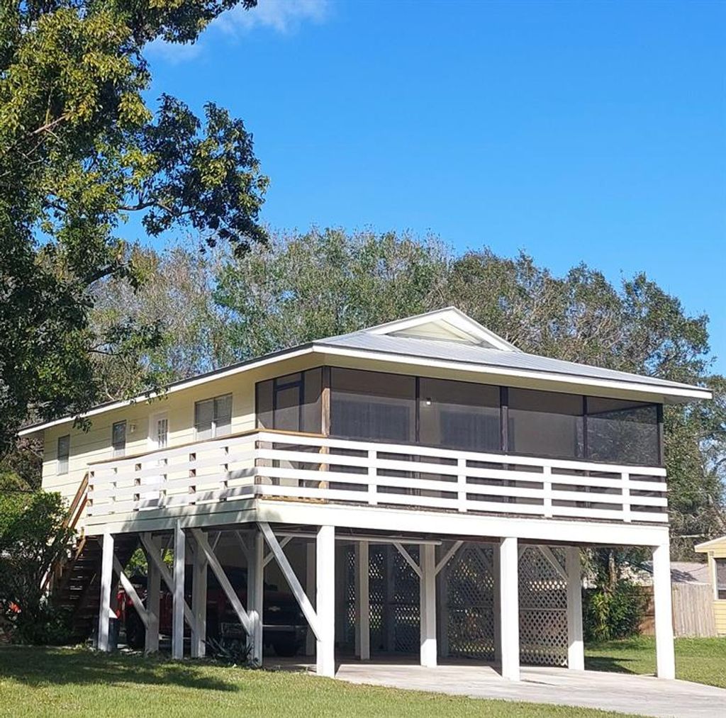 Photo of 5000 E Seminole Road, Fort Pierce, FL 34951 (MLS # R10850454)